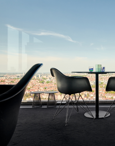 La Villa in the Sky image